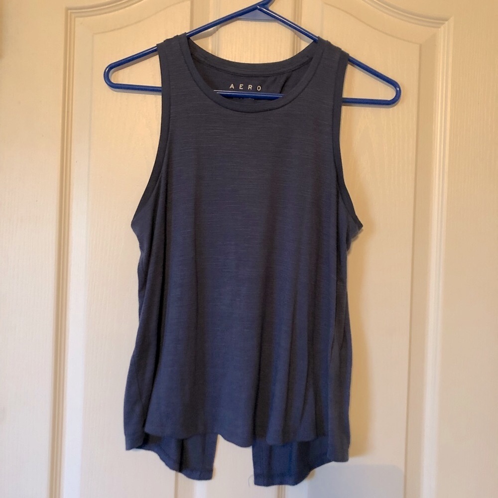 LAST CHANCE!! Tie Back Workout Top